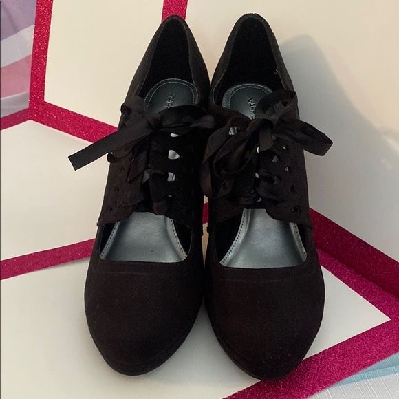 Замшеві туфлі жіночі