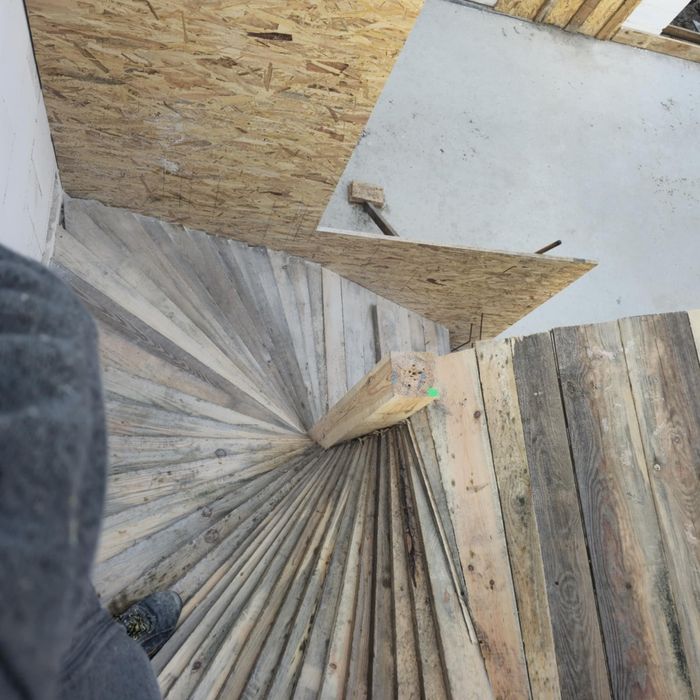 Budowa domów, stany surowe