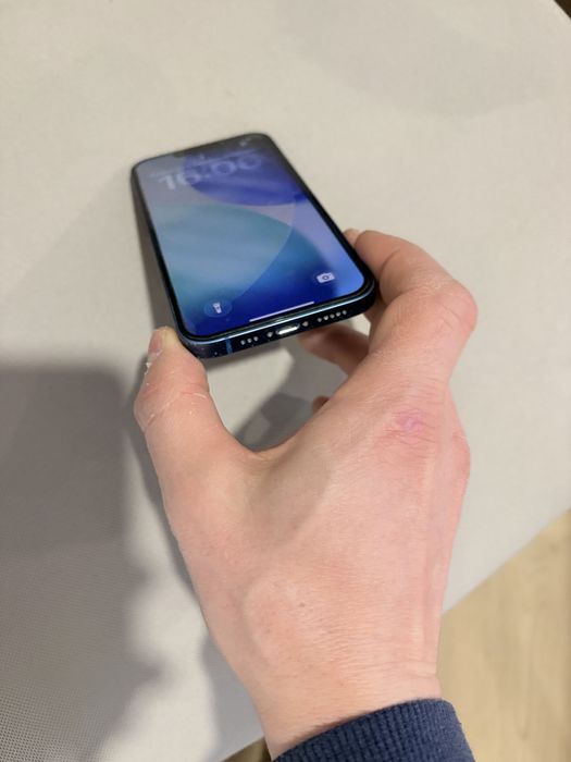 iphone 13 / 256 g azul / bateria nova 100%