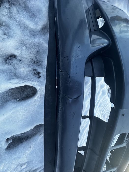 Передній бампер Honda FR-V хонда ФР-В