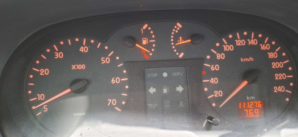 Clio 1.2 RT 2001