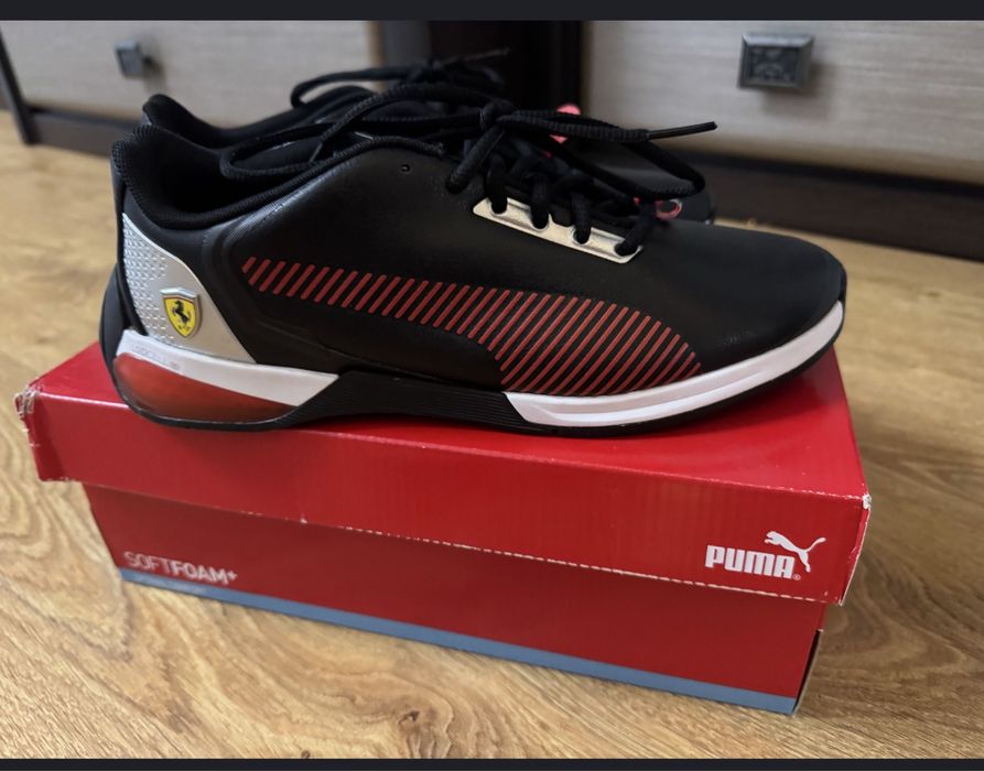 Оригінальні кросівки Puma Scuderia Ferrari Kart Cat X Tech