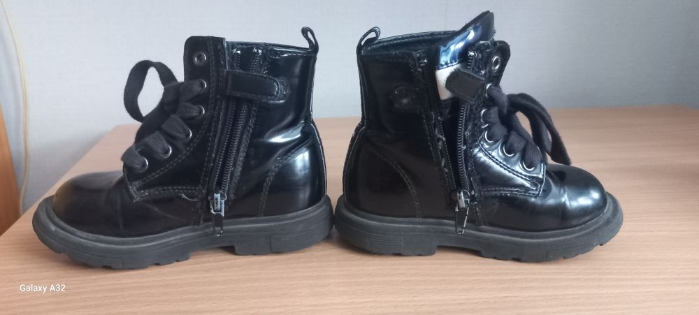 Buty zimowe trapery 23