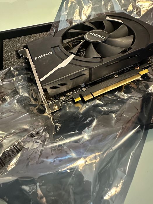 MSI GeForce RTX 3050 AERO ITX 8 GB