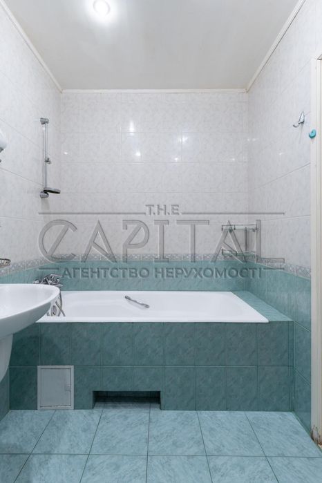 Продаж квартири, вул. Токарева, Солом'янка, Київ