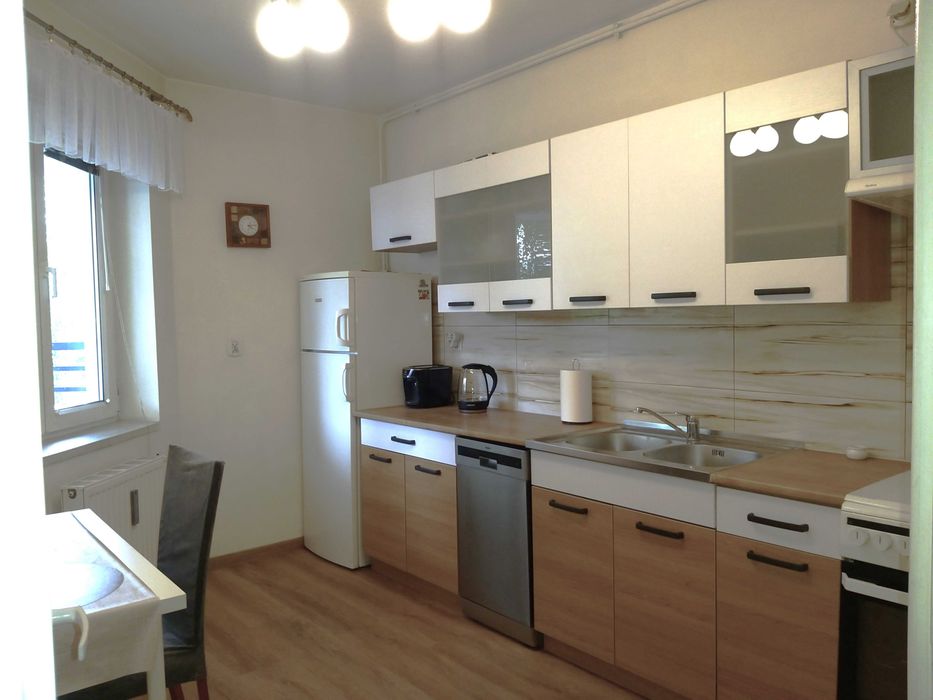 Wynajmę kawalerkę - dostępna od zaraz - najem okazjonalny -34,5 m² widna oddzielna kuchnia, balkon, winda, 3 piętro, dostępne miejsce parkingowe - View 4