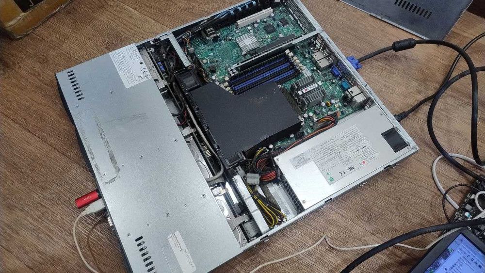 Сервер 1U Supermicro X8STI-F