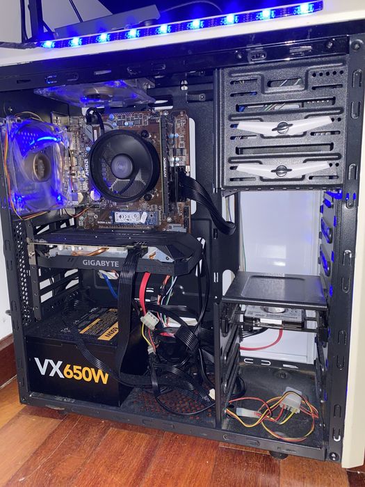 PC GAMER R5 3600 GTX 1660TI 16GB RAM