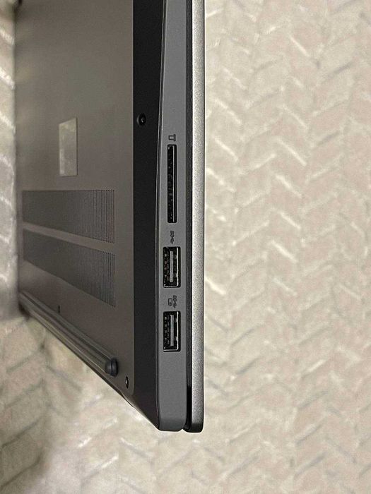 Lenovo IdeaPad 5 / Core i7-1165G7 / RAM 16GB / NVIDIA GeForce / IPS