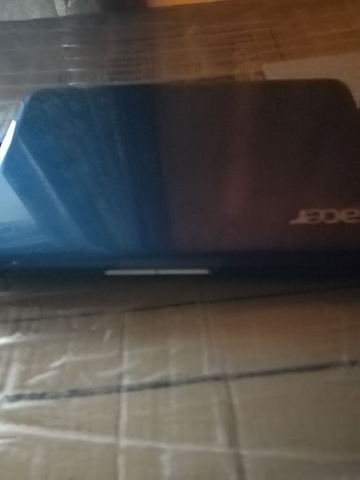 Ноутбук aser aspire 1410.Пам'ять 2 ГБ.Hdd 166.Діагональ 11,6.