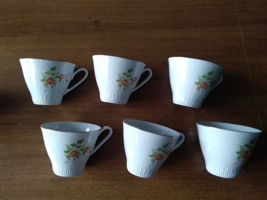 Filiżanki z porcelany Wloclawek