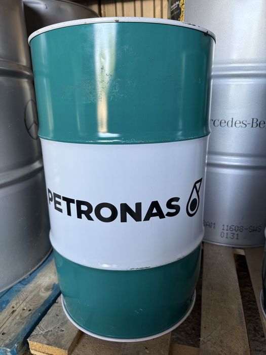Масло олива 5W30 PETRONAS 60л бочка 229.51 229.52 для Sprinter 906-907