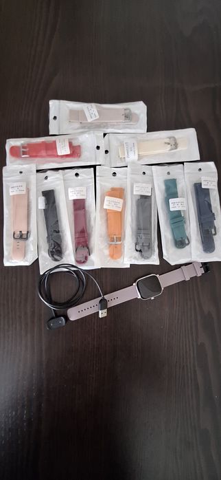 Relógio Amazfit GTS 2 mini com 10 pulseiras