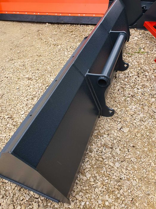 Szufla łyżka łycha do tura ładowacz NOWA SOLIDNA transport PROMOCJA