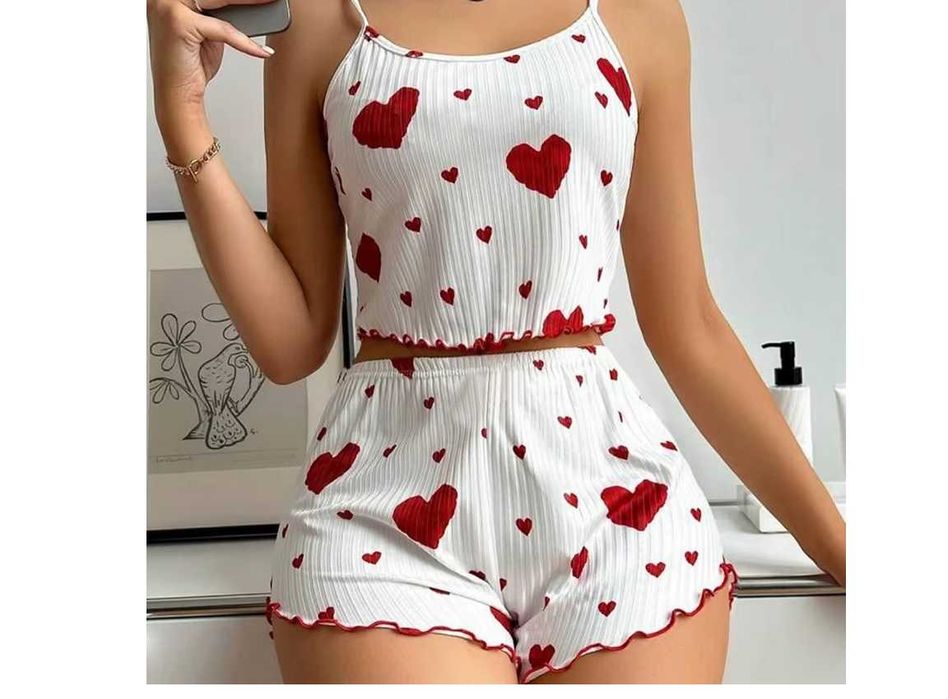 piżama damska  dwuczęściowa nowa w serduszka nowa/M-L[01]