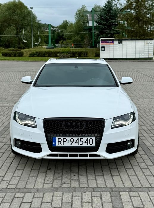 Audi A4B8 S-Line 2010r
