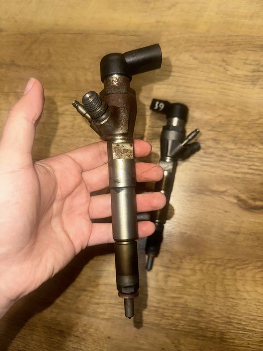 Форсунки на megane 3 1.5 dci  166006212R