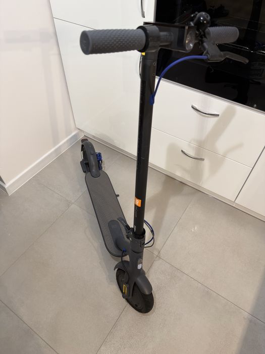 Hulajnoga Elektryczna Xiaomi Scooter Mi 3