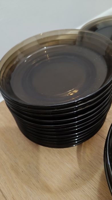 Duży zestaw Duralex na 12 osób 84 elementy mało używany