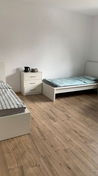 Pokoje pracownicze w Komornikach