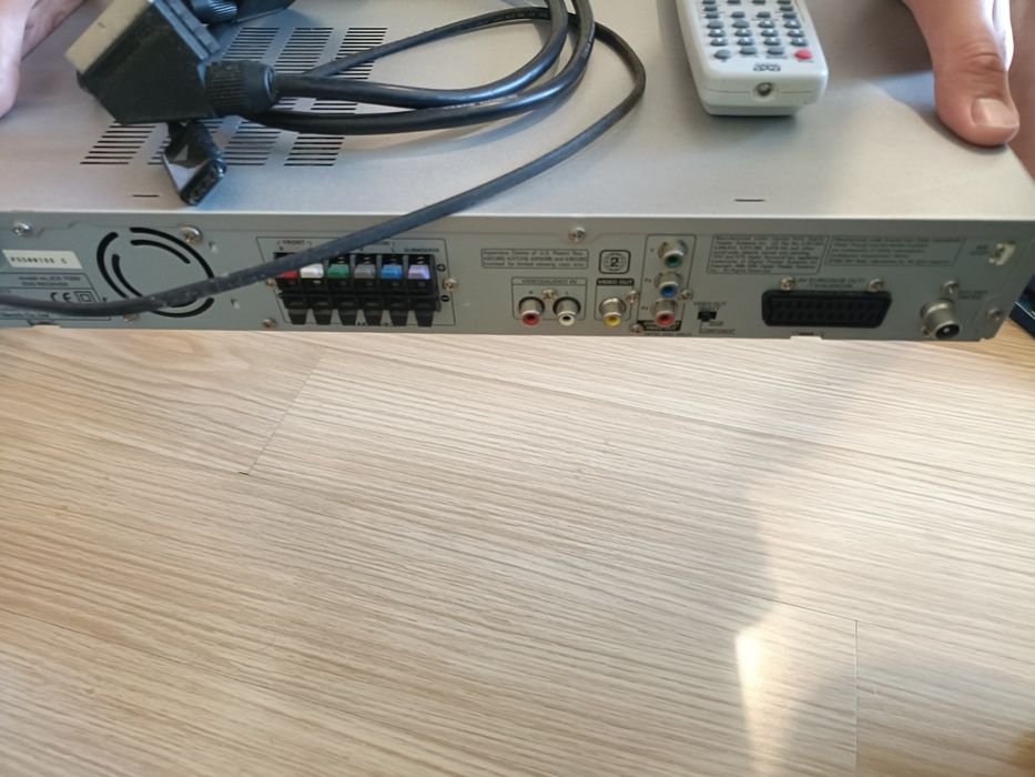 DVD Sanyo com sistema de som