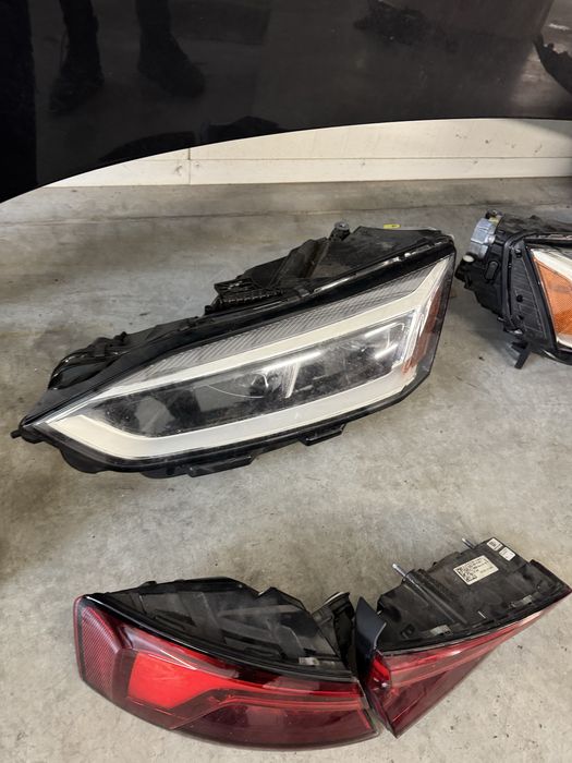 Розблрка ауді а5 б9 W8 F5 в наявності ( НЕ - ПОЛЬША )