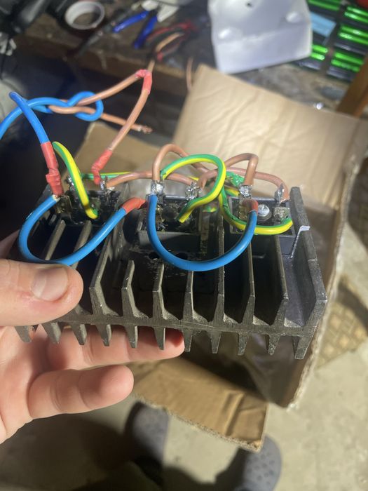 Мотор до вітрогенератора бензогенератора гес