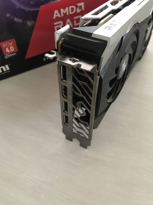 AMD Radeon RX6600XT sapphire nitro+