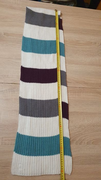 Szalik wełniany 180x23 cm