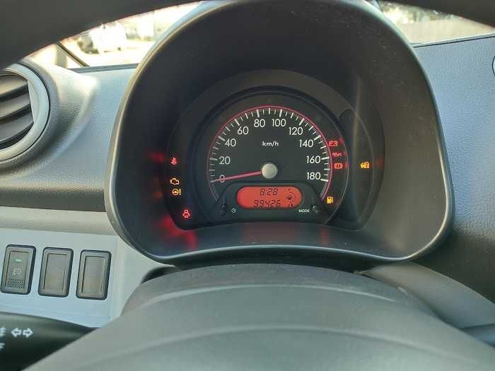 Nissan Pixo Acenta 2010