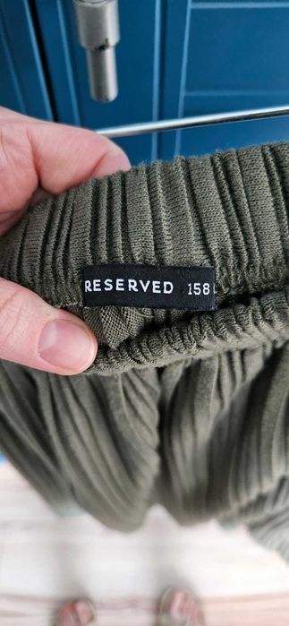 Spódnica reserved XS plisowana khaki zielony długość za kolano