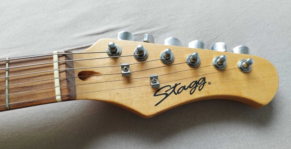 Gitara elektryczna