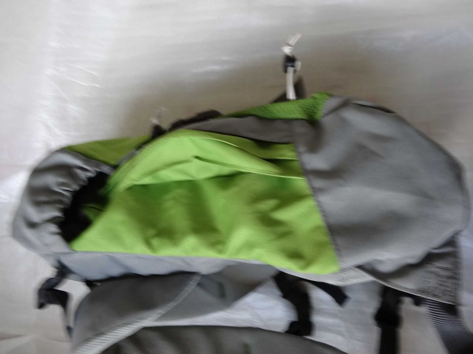 Plecal QUECHUA ARPENAZ 20 Trekking Turystyka Rowerowy