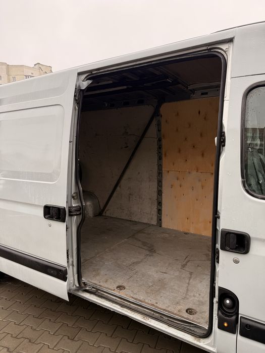 Reno Master 2.5dCi 2008