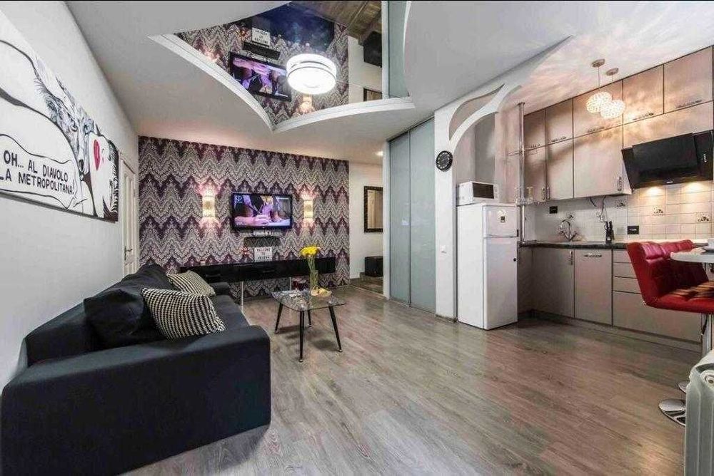 Уютная 2к квартира с Джакузи в центре Києва, возле м. Льва Толстого