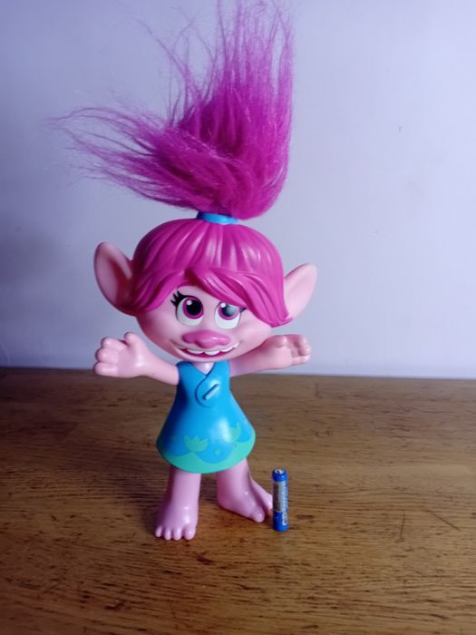 Лялька троль Розочка  музична