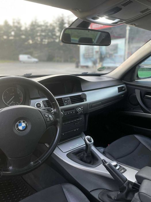 BMW E90 318D 2008r