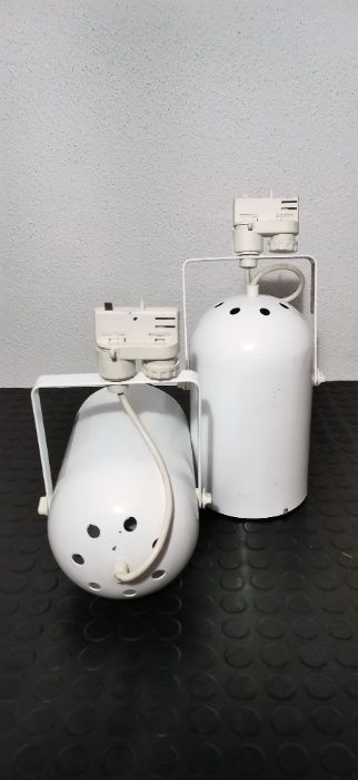 Holofotes / Projetores Profissionais até 120W (Só resta 1)