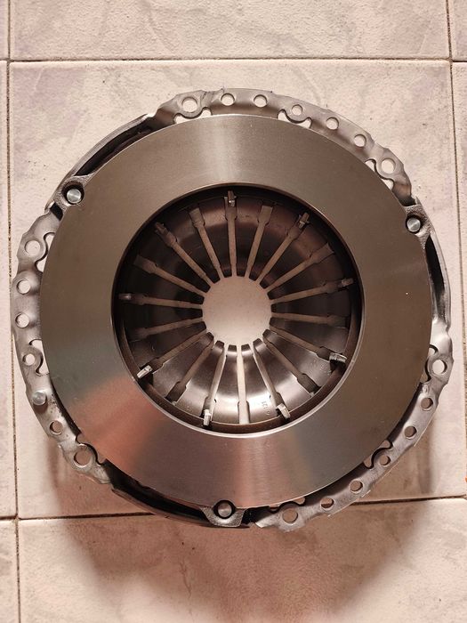 Kit de embraiagem e volante de motor para Opel Zafira 2.0 Dti