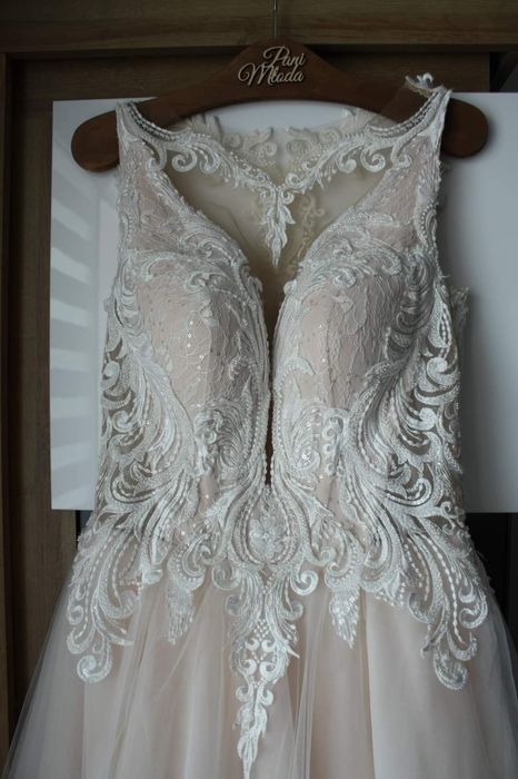 Suknia ślubna rozmiar L 40