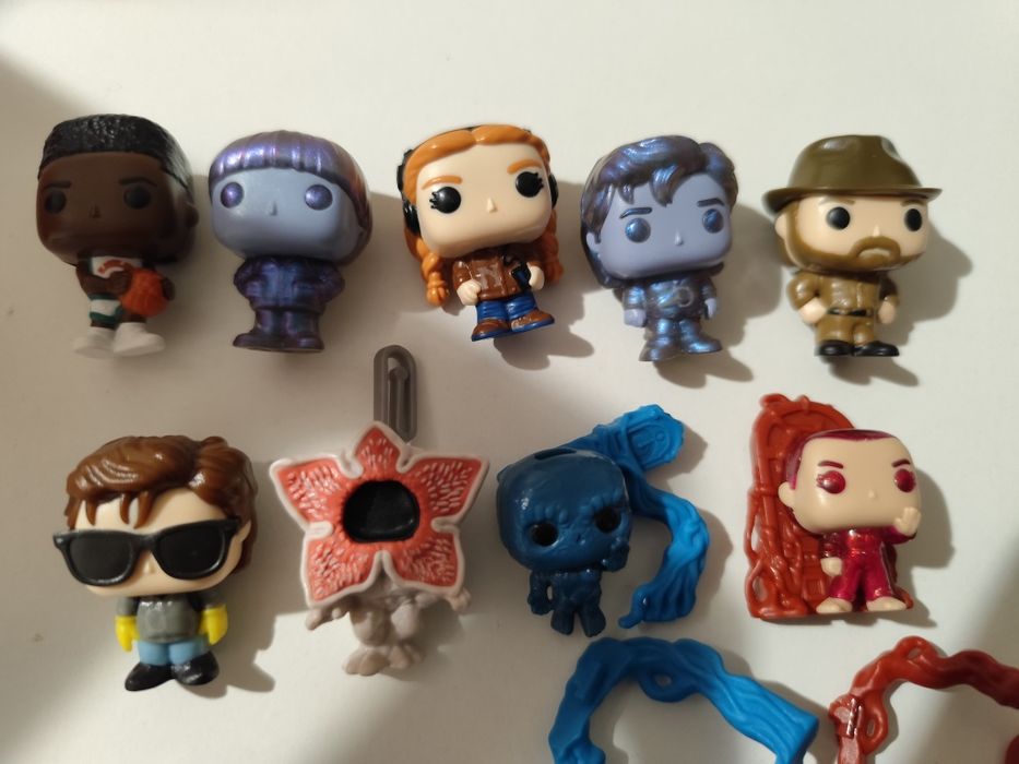 Фігурки Kinder joy, stranger things