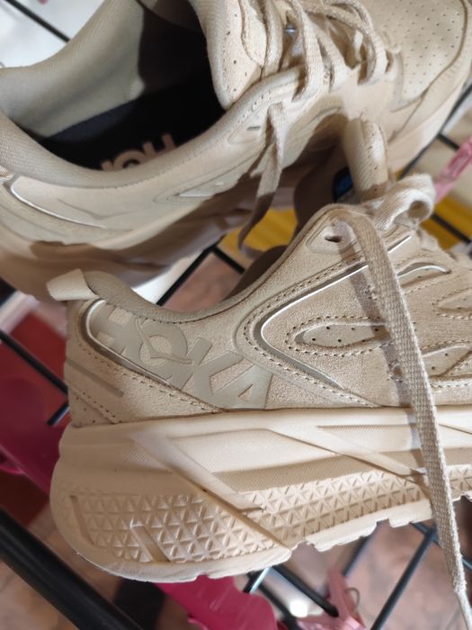 Продам кросовки HOKA новые 24размера