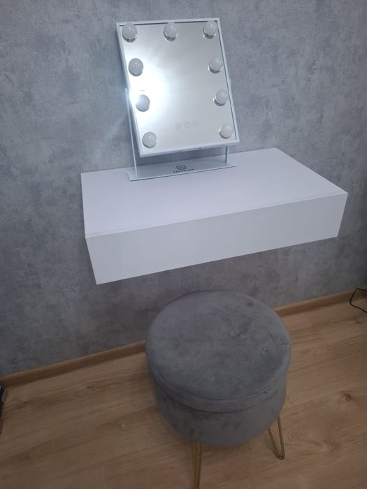 Toaletka szuflada konsola