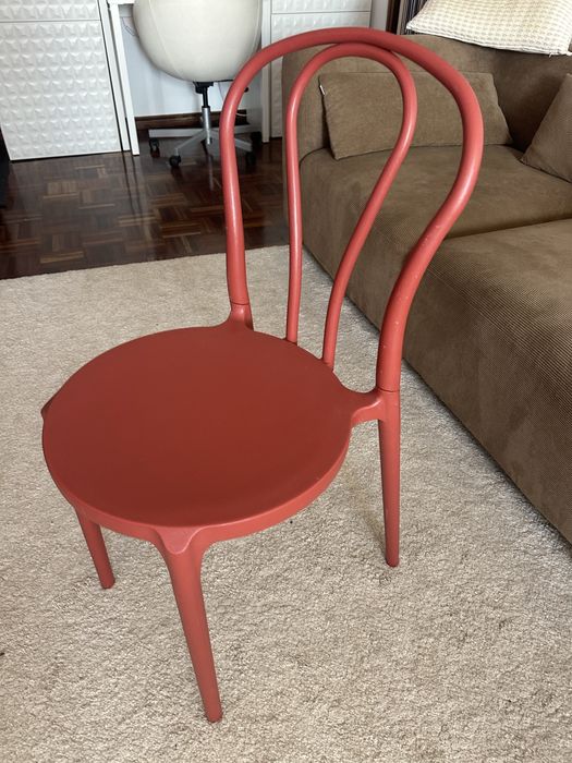 Cadeira de design terracota