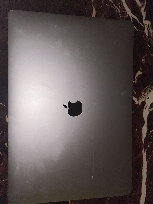 Apple MacBook Pro 16″ 2019 I9 32GB/512GB A2141