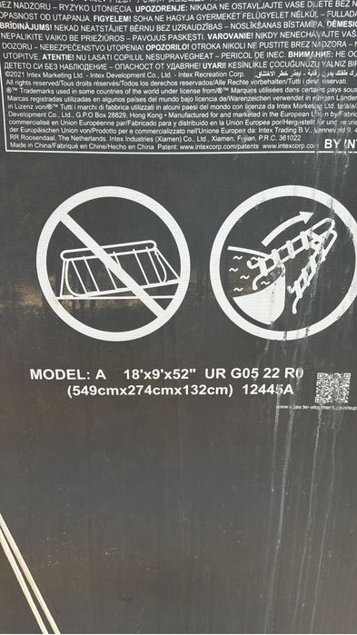Piscina INTEX 549x274x132cm  model A18x9x52