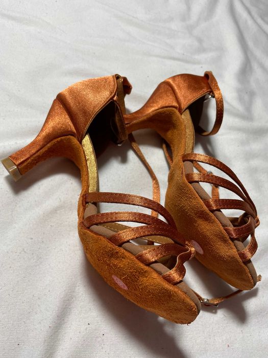 nowe Latino buty do tańca 41 karmel 7 cm supełek