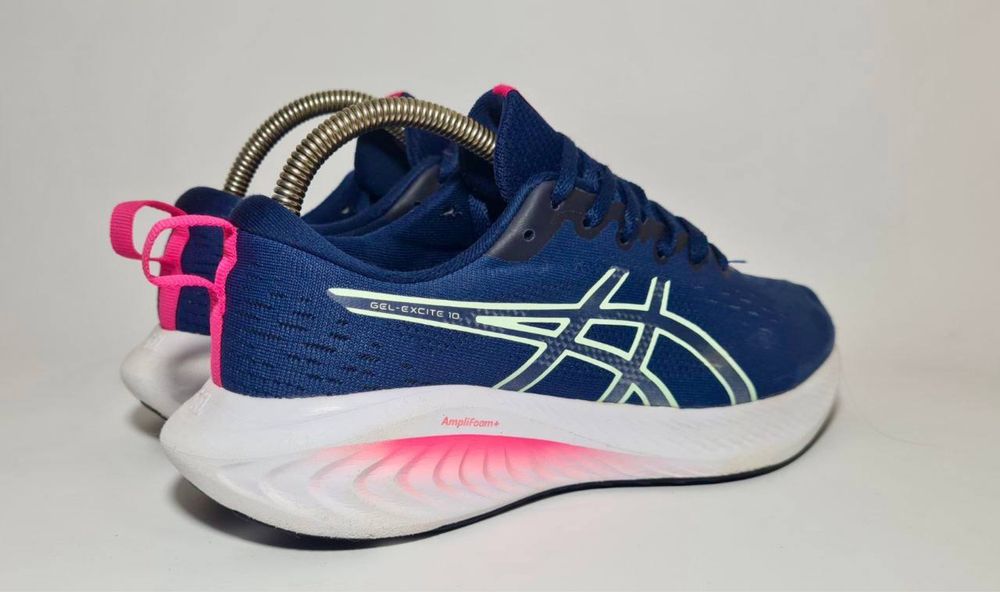 Кроссовки Asics Gel-EXCITE 10