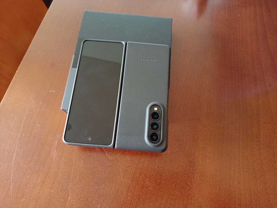 Samsung galaxy z fold 4