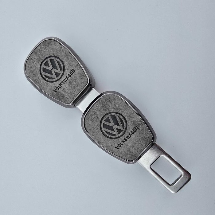 Заглушка ременя безпеки 1 шт. з логотипом авто Volkswagen Audi BMW та